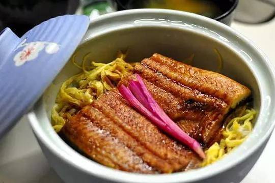 蒲燒鰻飯 蒲燒鰻飯