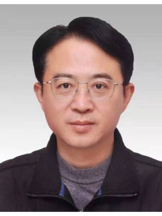 楊繼鋒(山東省聊城市東昌府區財政局黨組成員、區財政局機關黨委專職副書記) 楊繼鋒(山東省聊城市東昌府區財政局黨組成員、區財政局機關黨委專職副書記)