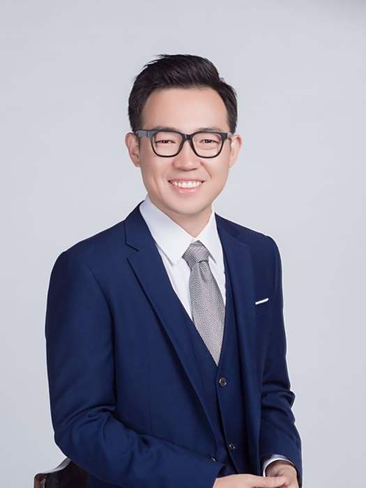 高上(數位化供應鏈管理顧問講師) 高上(數位化供應鏈管理顧問講師)