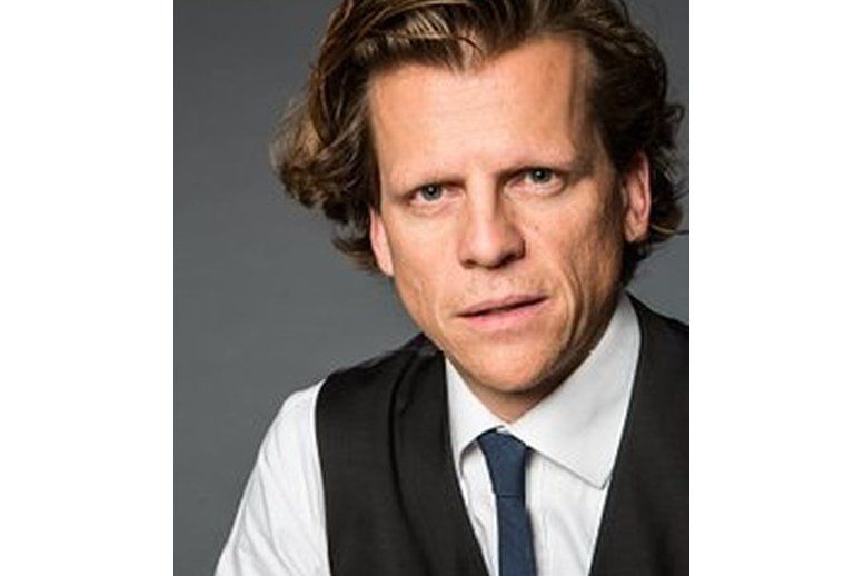 Oliver Henzler Oliver Henzler