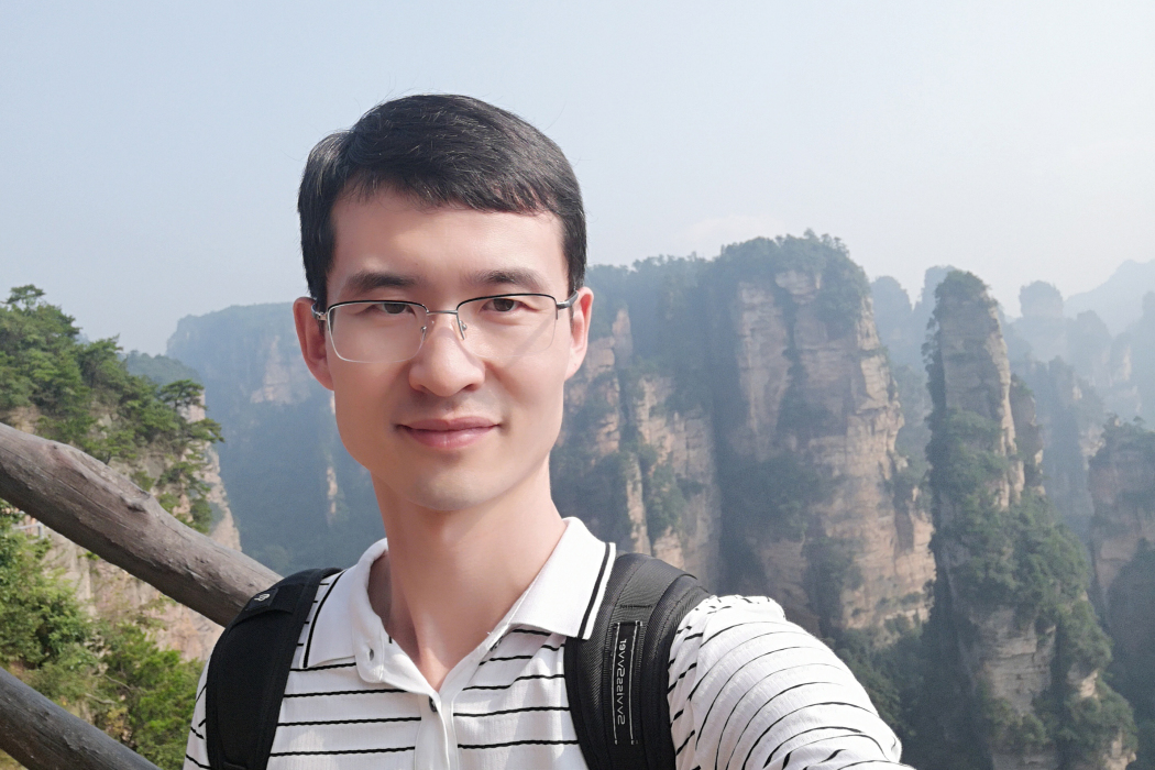 楊秀彬(中國科學院長春光學精密機械與物理研究所研究員) 楊秀彬(中國科學院長春光學精密機械與物理研究所研究員)