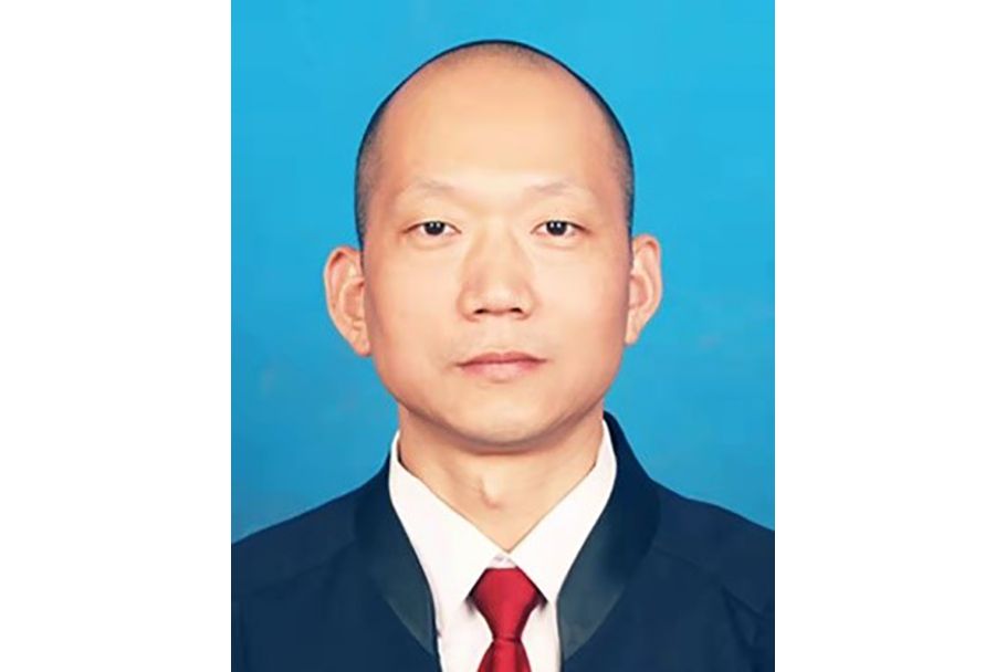 鄭強(四川瀛領禾石律師事務所律師) 鄭強(四川瀛領禾石律師事務所律師)