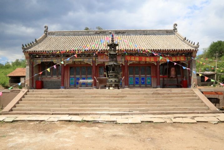 朝陽寺(遼寧省朝陽市北票市省級文物保護單位) 朝陽寺(遼寧省朝陽市北票市省級文物保護單位)