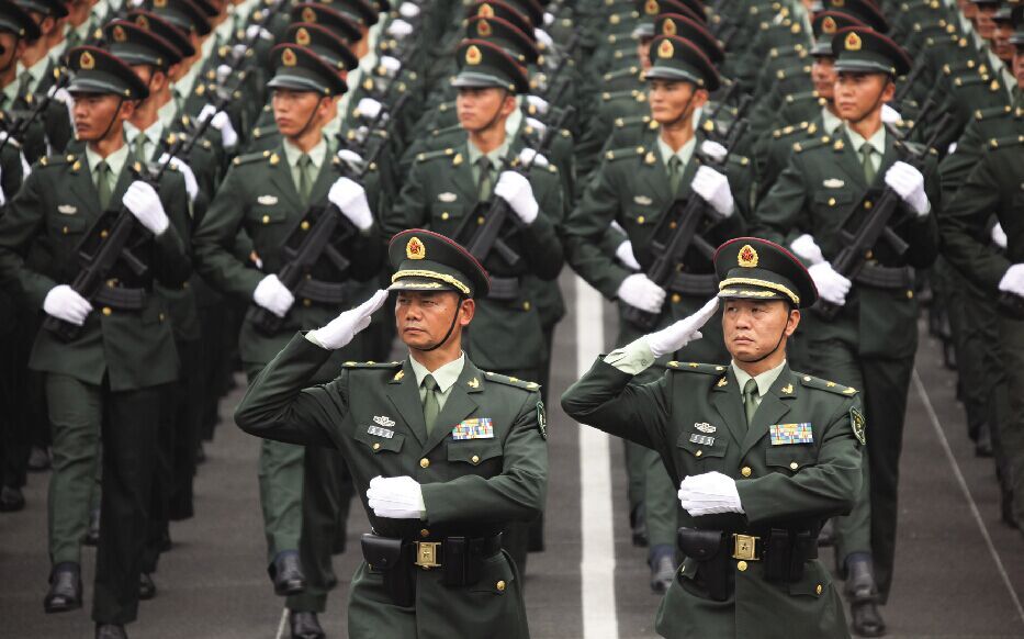“華南遊擊隊”領隊陳相文（左）、祝運璇