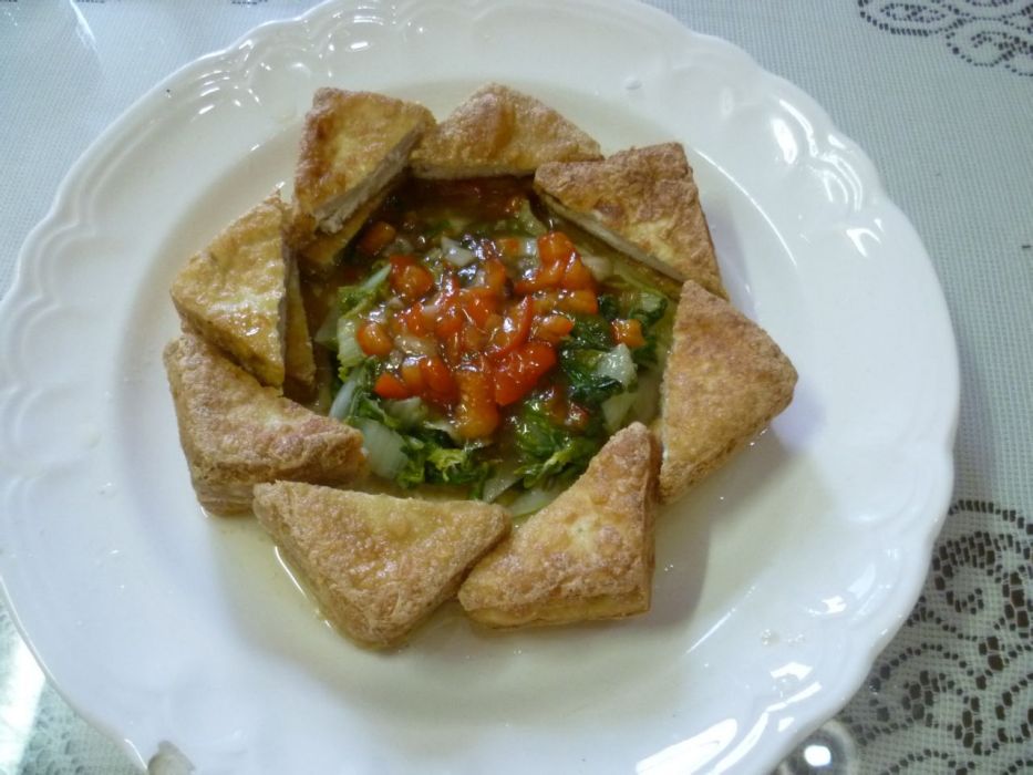 酸菜臭豆腐 酸菜臭豆腐