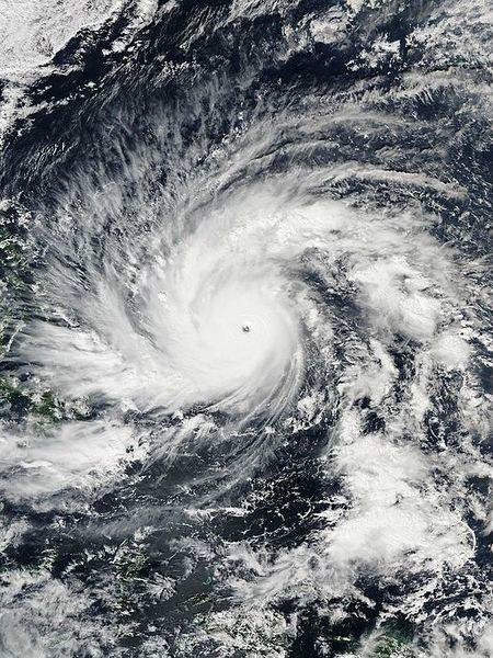超強颱風黑格比 衛星雲圖