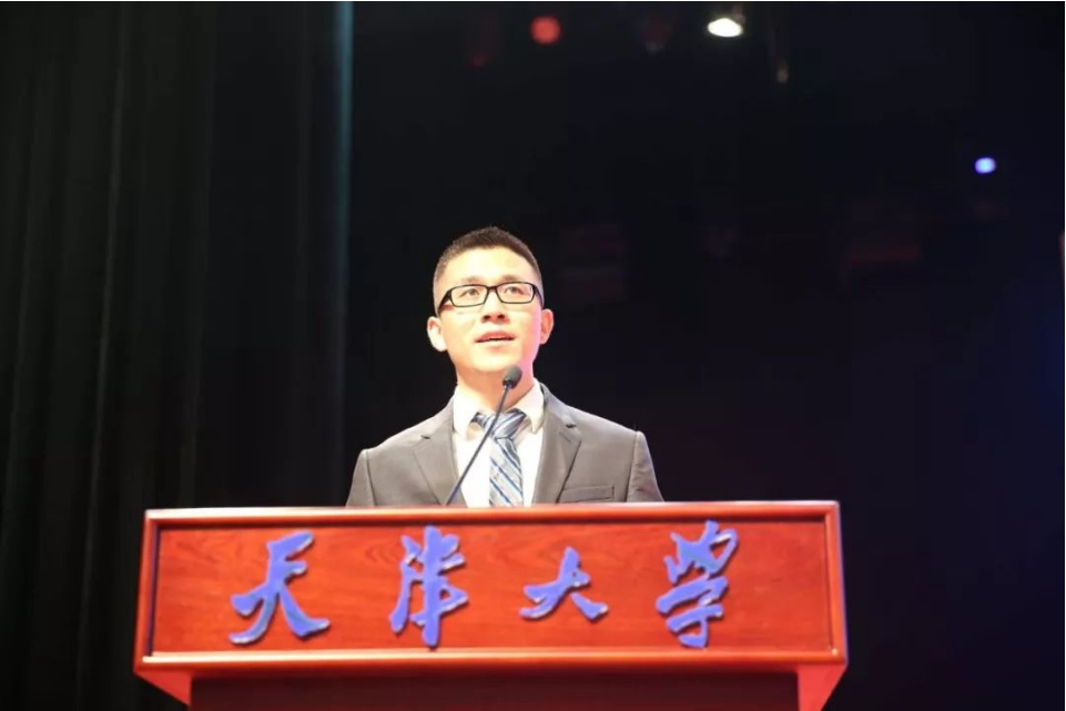 張育淼 張育淼