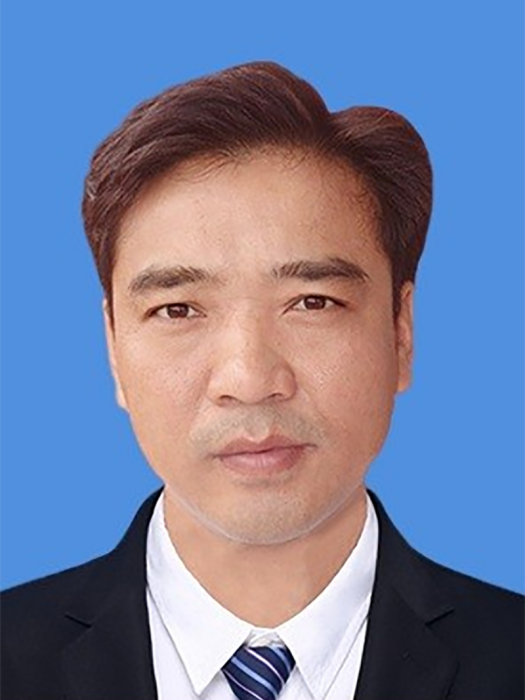 何勇(湖南省株洲市攸縣審計局黨組書記、局長) 何勇(湖南省株洲市攸縣審計局黨組書記、局長)