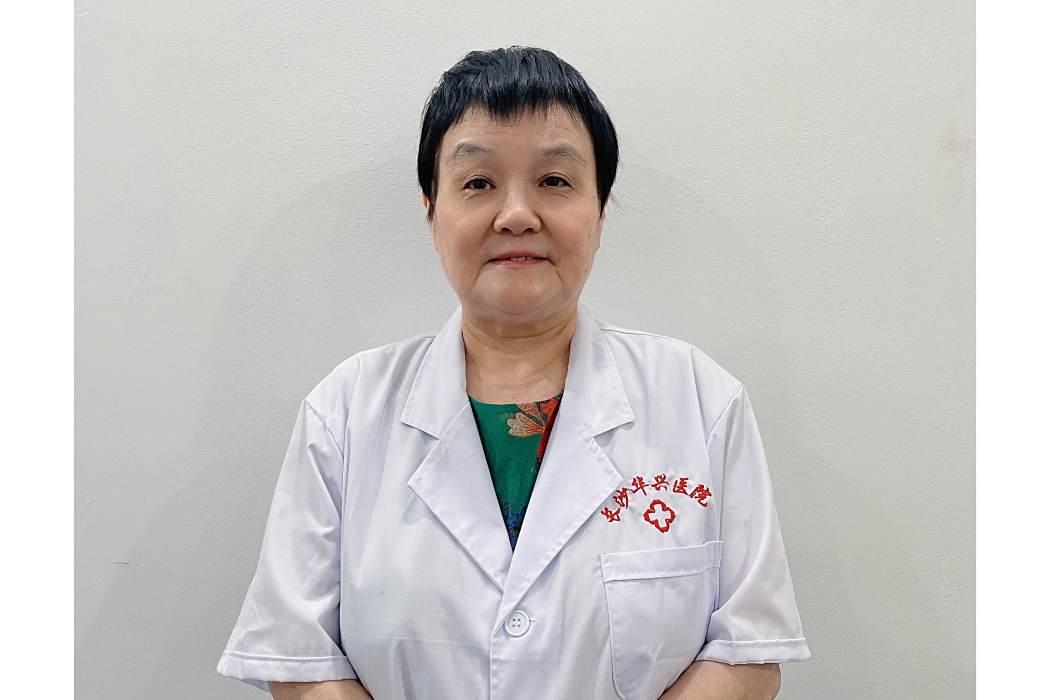 李小玲(湖南省腦科醫院精神衛生專業副主任醫師) 李小玲(湖南省腦科醫院精神衛生專業副主任醫師)