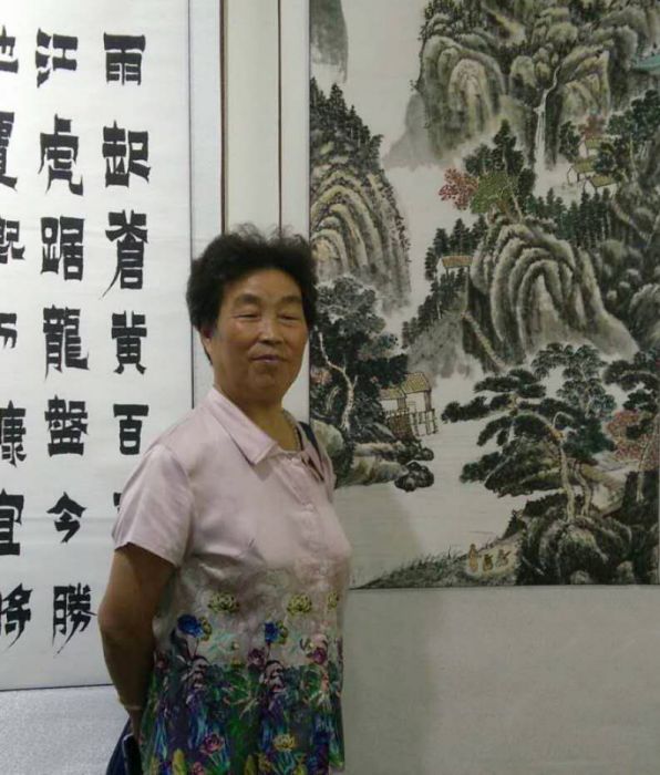 常愛英 常愛英