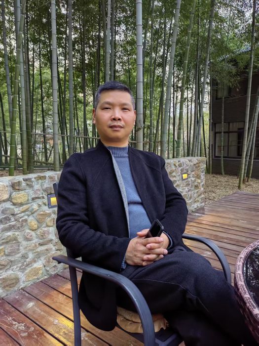 吳志平(正高級工藝美術師)
