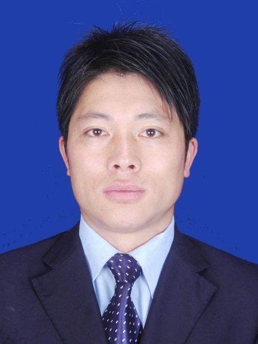 李秀友 李秀友