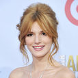 貝拉·索恩(Bella Thorne) 貝拉·索恩(Bella Thorne)