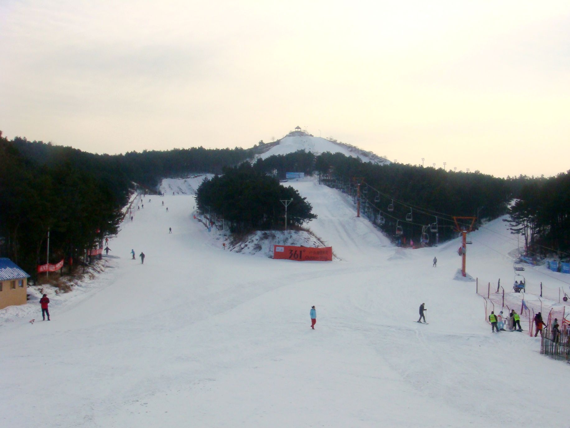 白清寨滑雪場