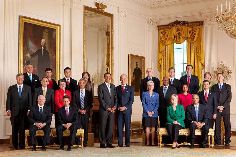 美國內閣成員-麗莎·傑克森第三排左二