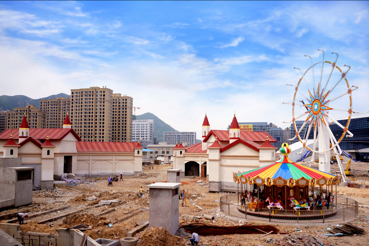 建設中的東港遊樂園