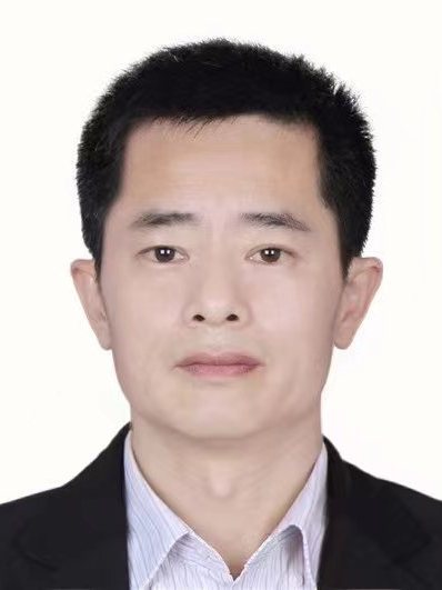 王岩(華南師範大學黨委委員、常委、副書記) 王岩(華南師範大學黨委委員、常委、副書記)