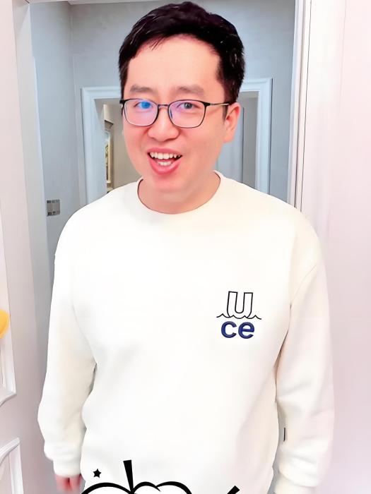 小捲毛餓了 小捲毛餓了