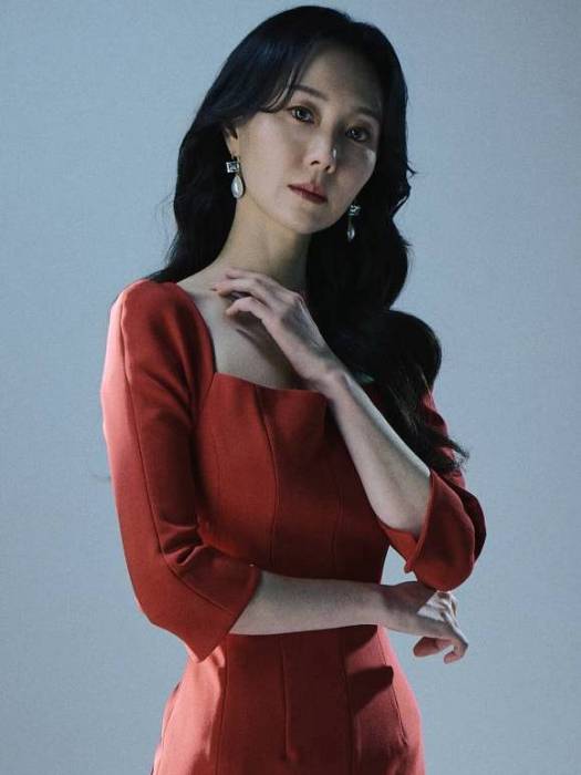 吳秀妍(《知情人》中的角色) 吳秀妍(《知情人》中的角色)