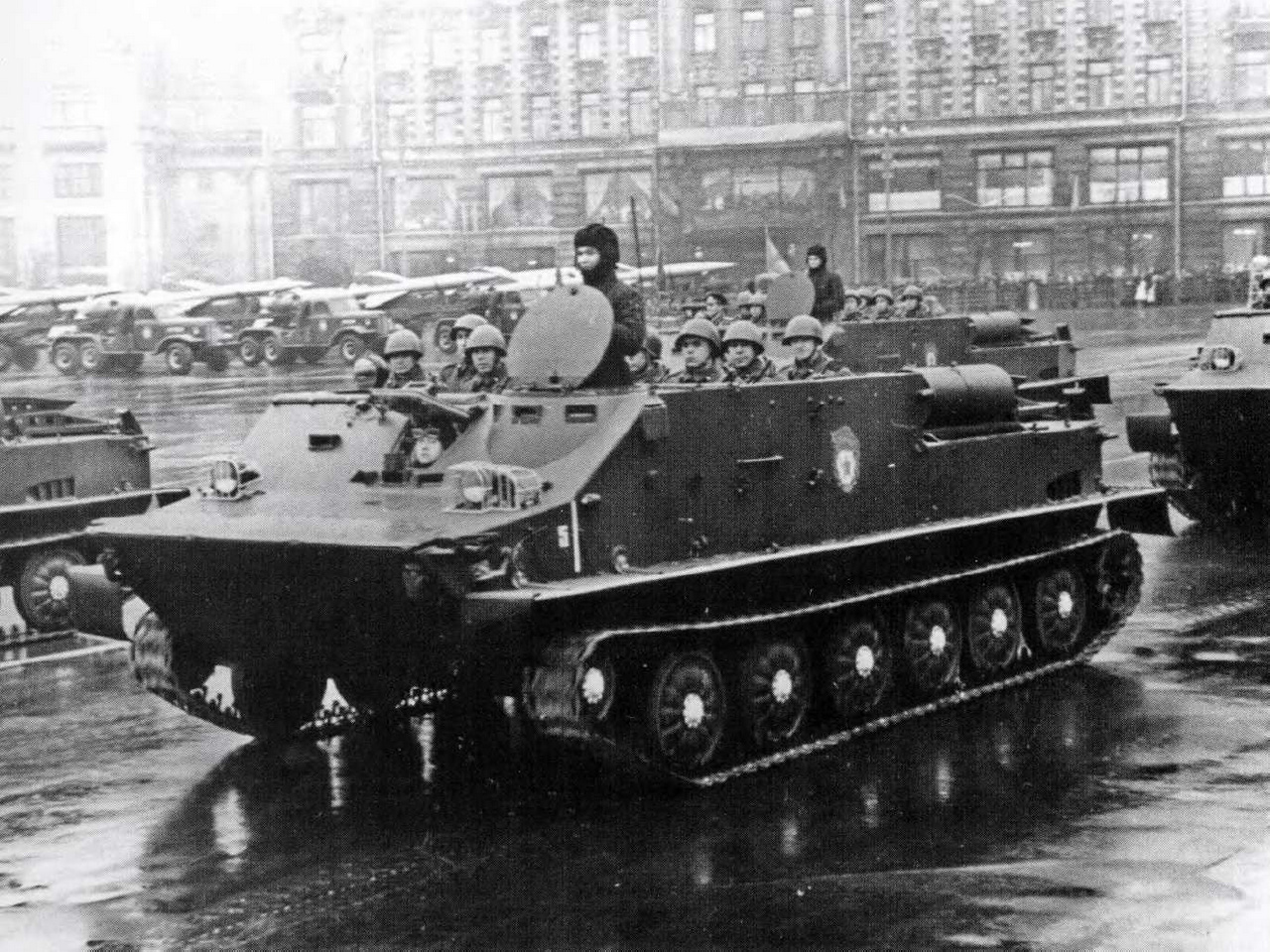 紅場閱兵式上的BTR-50P裝甲輸送車