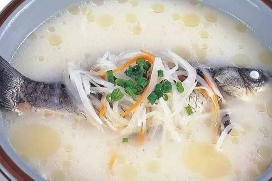 鯽魚豆芽湯 鯽魚豆芽湯
