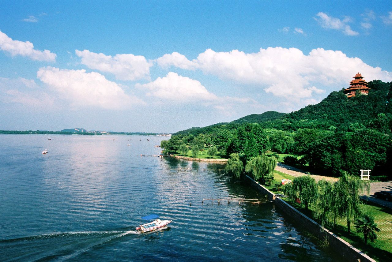 東湖磨山風景區