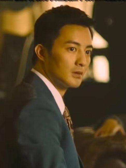 楊奇(警匪動作片《困獸》中的角色) 楊奇(警匪動作片《困獸》中的角色)