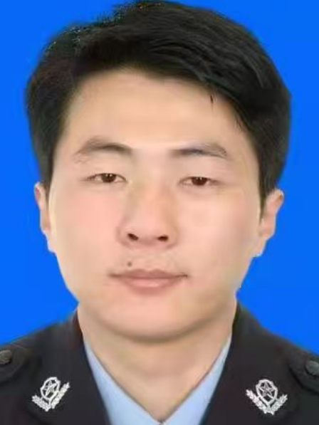 郭濤(安徽省淮北市濉溪縣城市管理局黨組書記、局長) 郭濤(安徽省淮北市濉溪縣城市管理局黨組書記、局長)