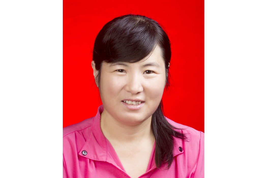 沈美蘭(全國勞動模範，上海楊浦環境發展有限公司海傑保潔分公司清道班組長)