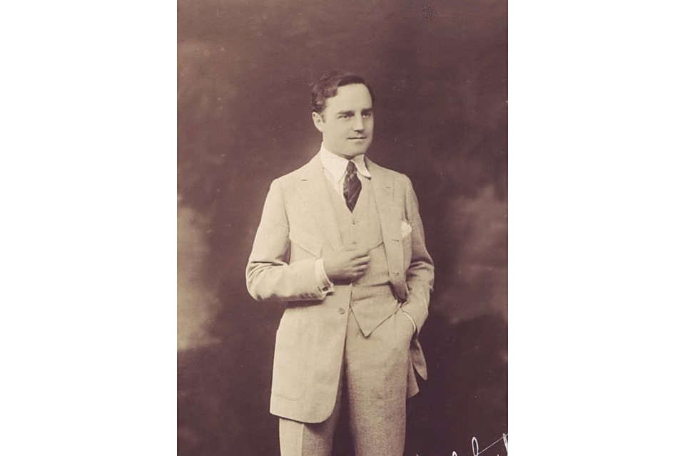 E.K. Lincoln