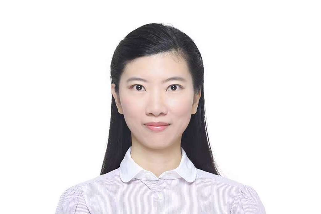 王琳琳(四川省綿陽市金融工作局副局長、上海證券交易所掛職幹部) 王琳琳(四川省綿陽市金融工作局副局長、上海證券交易所掛職幹部)