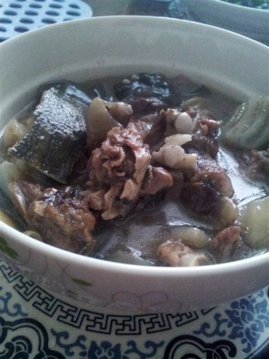 水魚煲豬腳 水魚煲豬腳