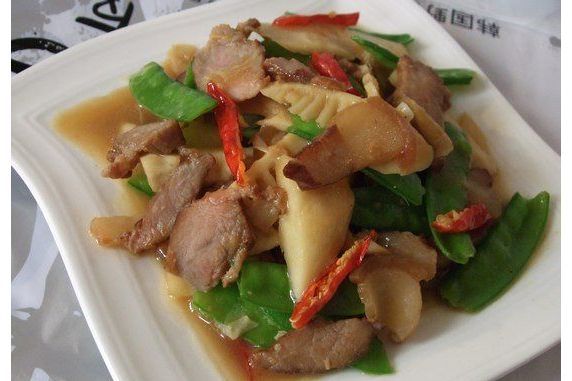 筍耳湯 筍耳湯