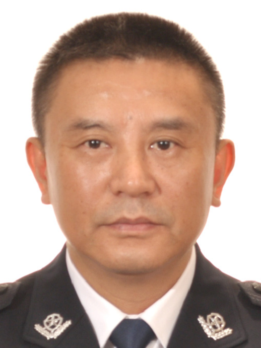 傅曉峰(湖南省株洲市公安局黨委副書記、副局長) 傅曉峰(湖南省株洲市公安局黨委副書記、副局長)