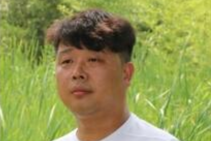 孟超(藝術家) 孟超(藝術家)