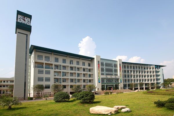 長沙市湘府中學(湘府中學) 長沙市湘府中學(湘府中學)