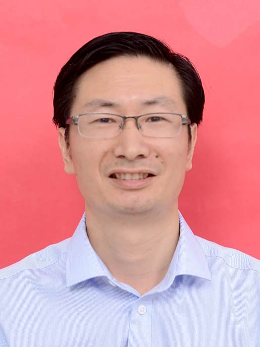 劉華明(南漳縣清河管理區黨委副書記、管委會主任) 劉華明(南漳縣清河管理區黨委副書記、管委會主任)