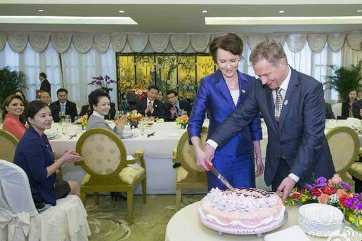 生日外交 生日外交