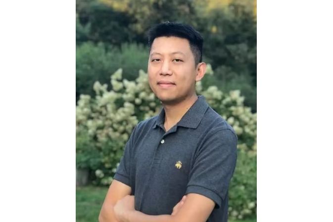 李洲(美國加州大學歐文分校教授) 李洲(美國加州大學歐文分校教授)
