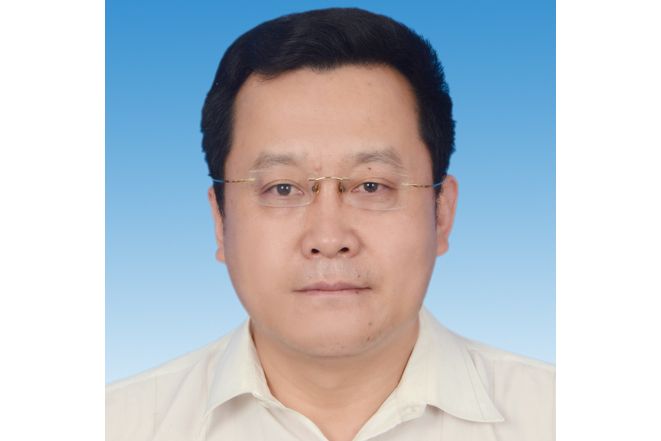 劉希平(新疆維吾爾自治區自然資源廳總規劃師、一級調研員) 劉希平(新疆維吾爾自治區自然資源廳總規劃師、一級調研員)