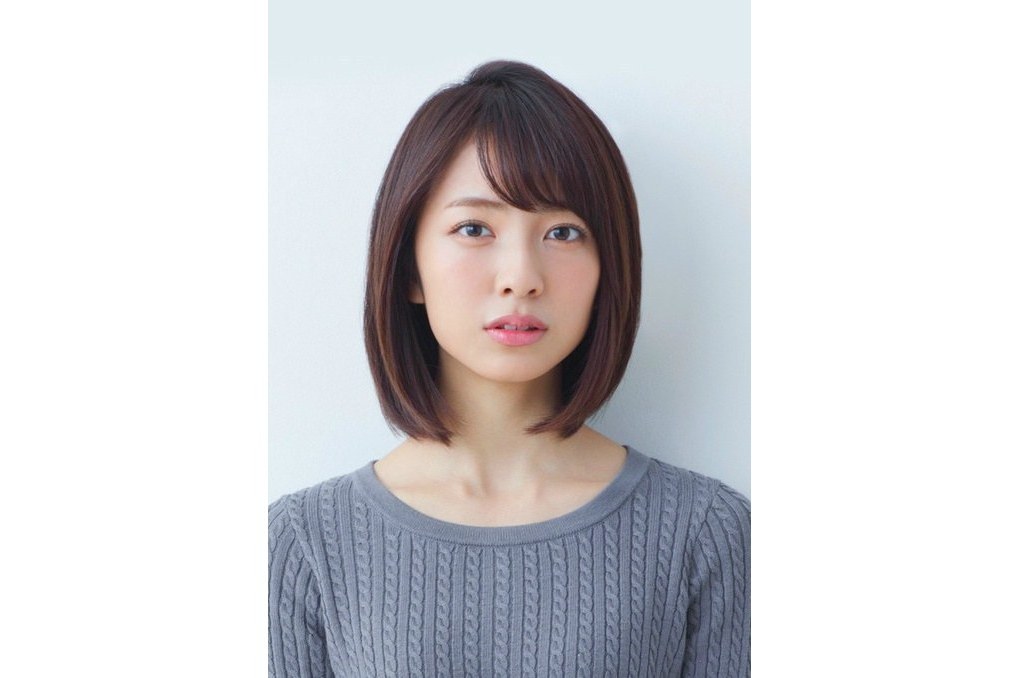 小島梨里杏 小島梨里杏