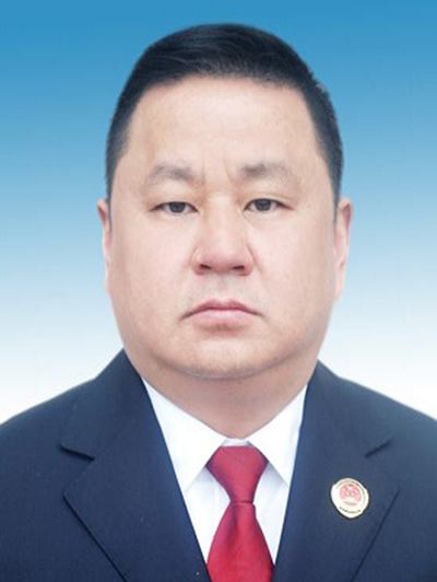 李青(重慶市萬州區公安局黨委委員、副局長) 李青(重慶市萬州區公安局黨委委員、副局長)