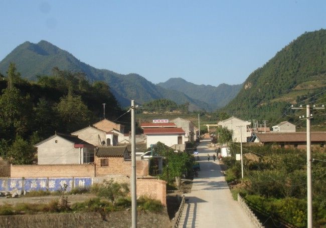 馬盤龍村 馬盤龍村