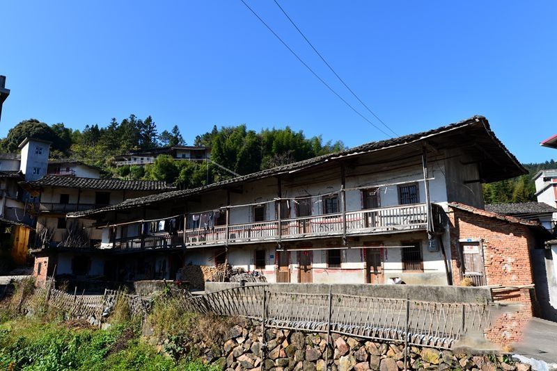 石濟坑村 石濟坑村
