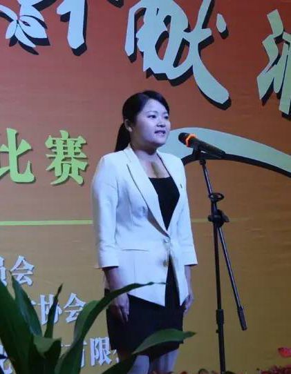 萬子萱 萬子萱