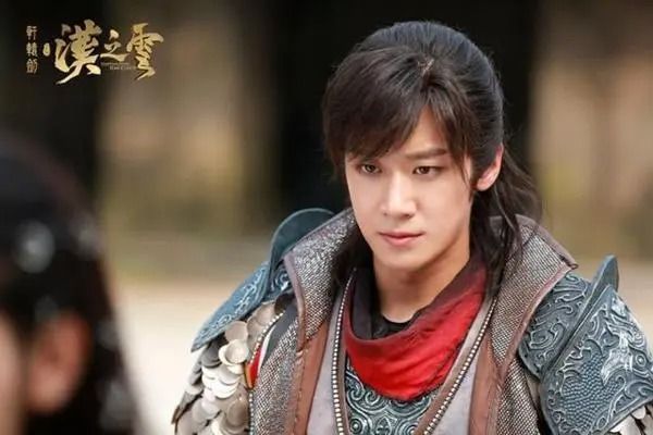 昭陽(《軒轅劍之漢之雲》中由朱嘉琦飾演的角色) 昭陽(《軒轅劍之漢之雲》中由朱嘉琦飾演的角色)