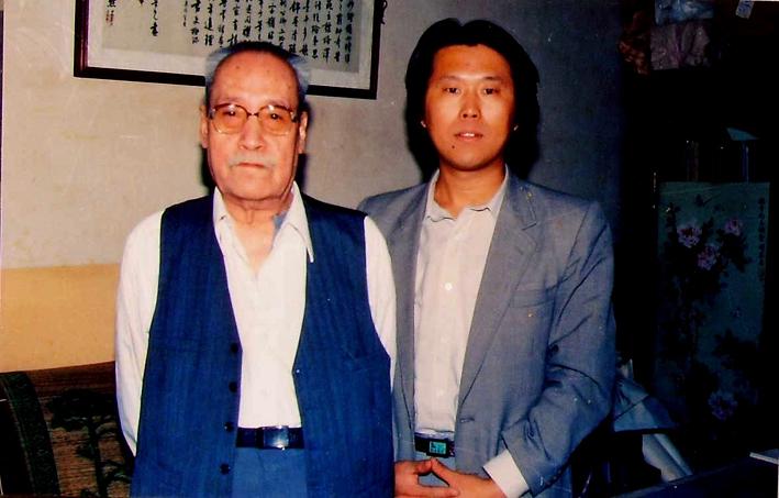 1980臧伯良與恩師董壽平