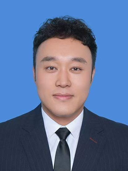 張興(貴州省貴陽市烏當區財政局副局長) 張興(貴州省貴陽市烏當區財政局副局長)