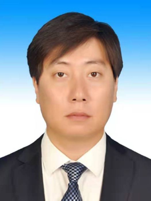王浩然(呼倫貝爾市民族事務委員會黨組成員、副主任) 王浩然(呼倫貝爾市民族事務委員會黨組成員、副主任)