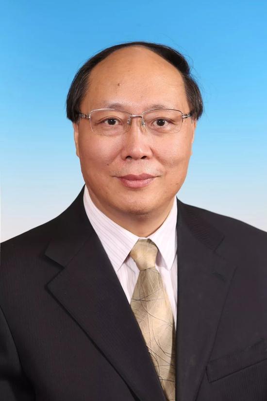 王永慶(全國工商聯黨組成員、專職副主席)